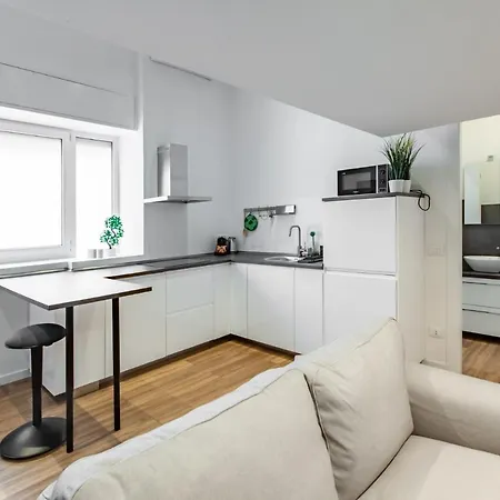 Διαμέρισμα Easylife - - Torriani 3 - *