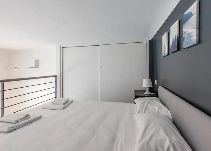 Apartament Easylife - - Torriani 3 - *
